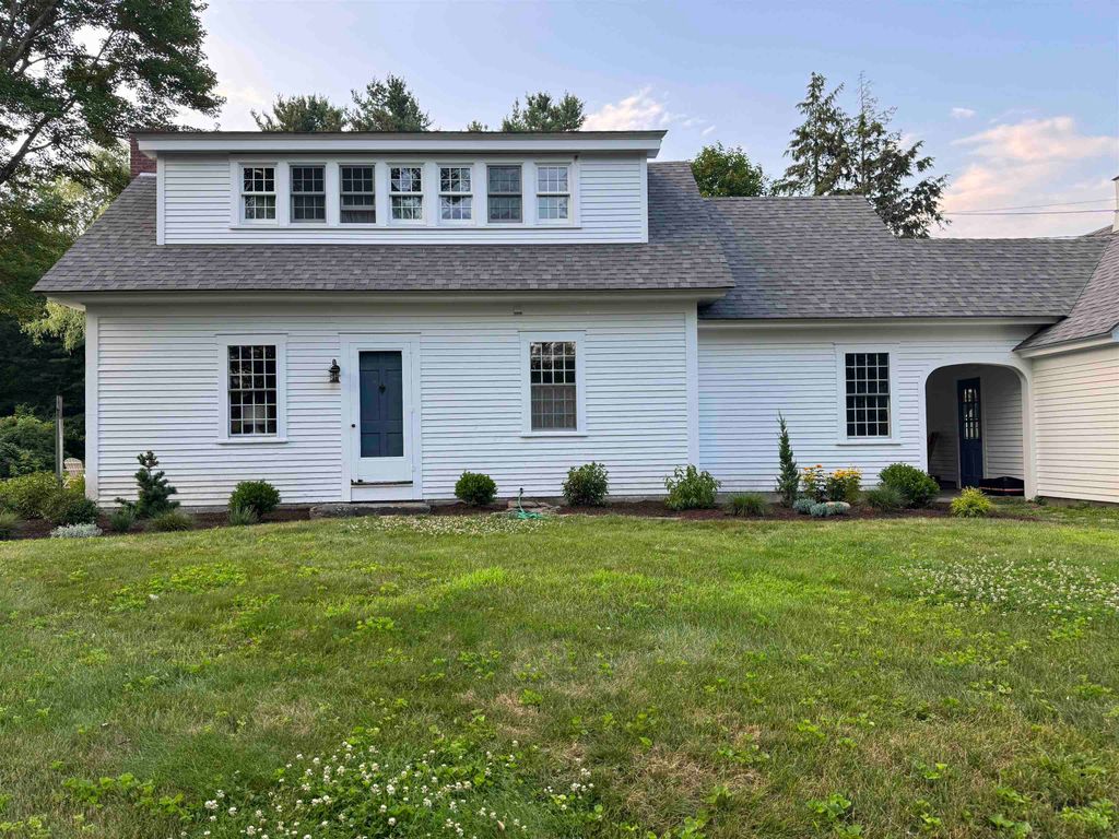 Photo of 21 Gould Hill Road, Hopkinton, NH 03229 (MLS # 5066721)