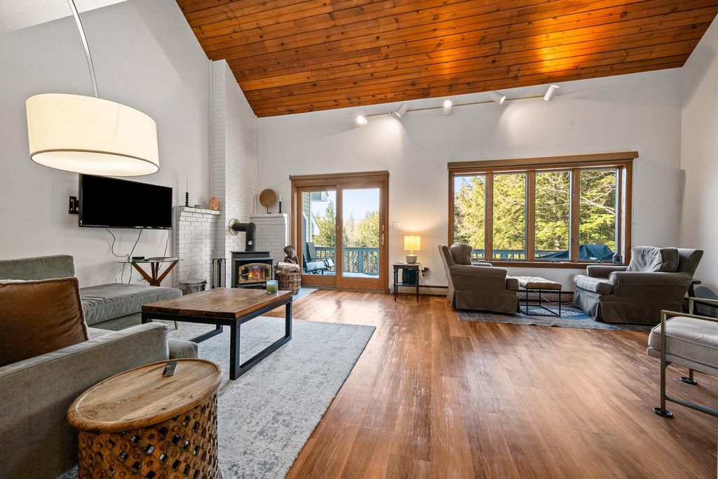 Photo of 1 Eagle Ridge Road #1A, Bartlett, NH 03845 (MLS # 5076650)