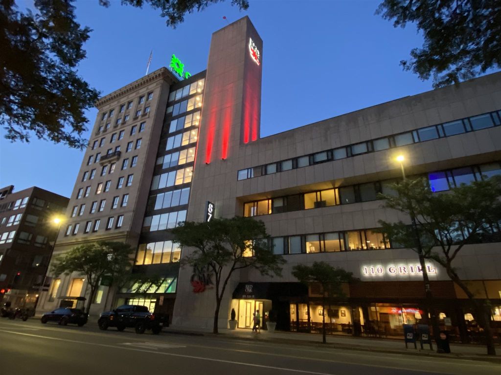 Photo of 875 Elm Street #304, Manchester, NH 03101 (MLS # 5078782)