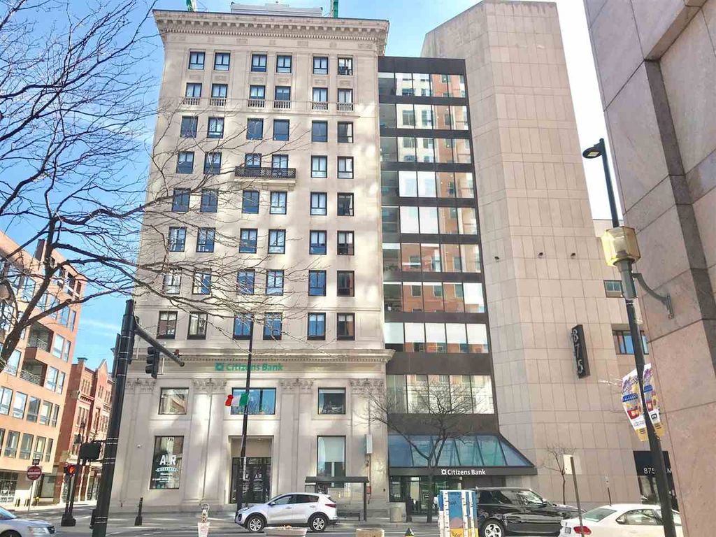 Photo of 875 Elm Street #304, Manchester, NH 03101 (MLS # 5078782)