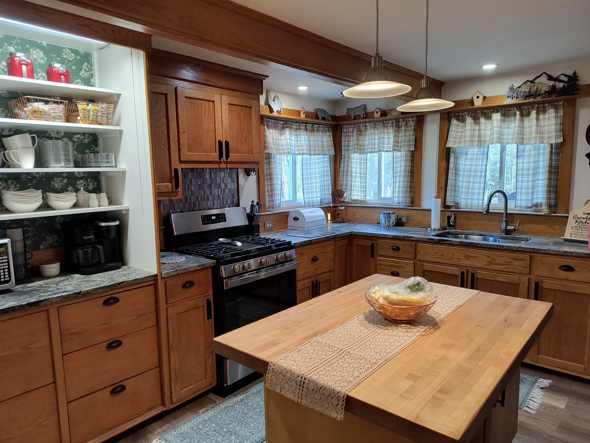 485 Royalston Road