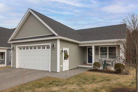 Photo of 8 Mulberry Lane, Epping, NH 03042 (MLS # 5072604)