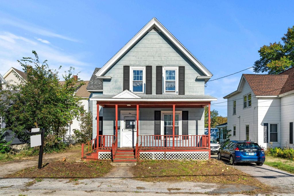 Photo of 10 Hayes Avenue, Manchester, NH 03103 (MLS # 5063594)
