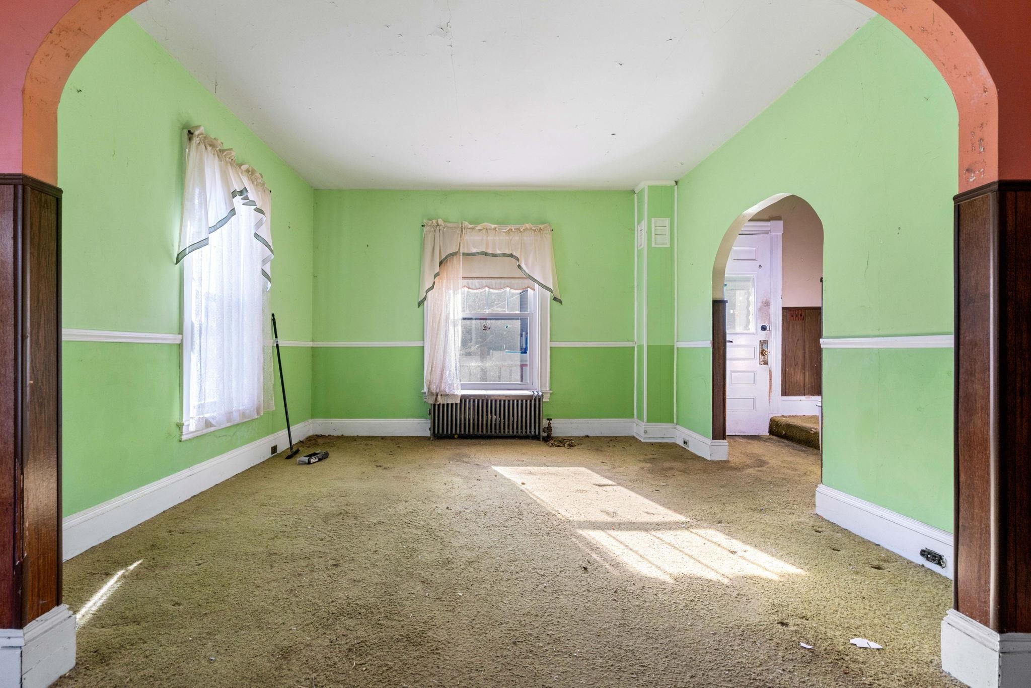 10 Hayes Avenue