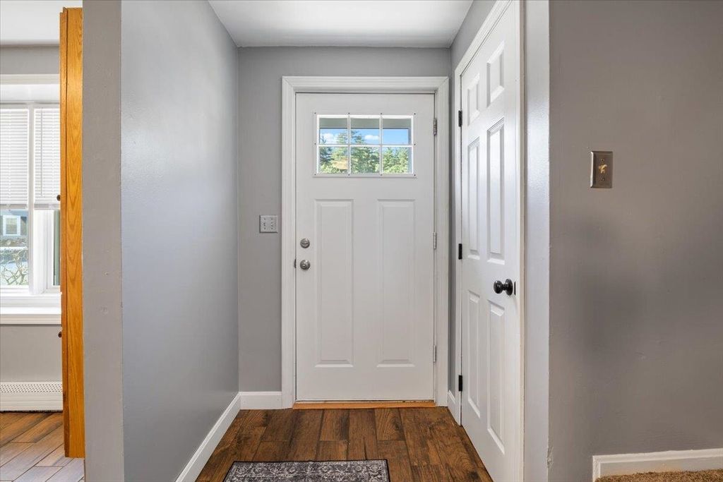 Photo of 5 Aspen Lane, Merrimack, NH 03054 (MLS # 5087825)