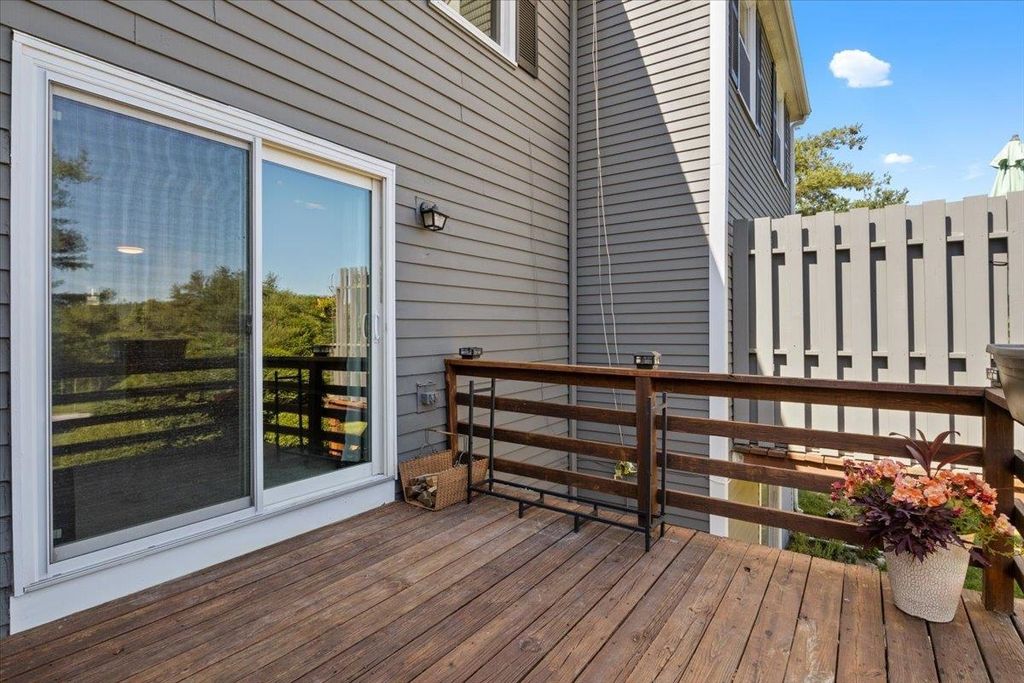 Photo of 5 Aspen Lane, Merrimack, NH 03054 (MLS # 5087825)