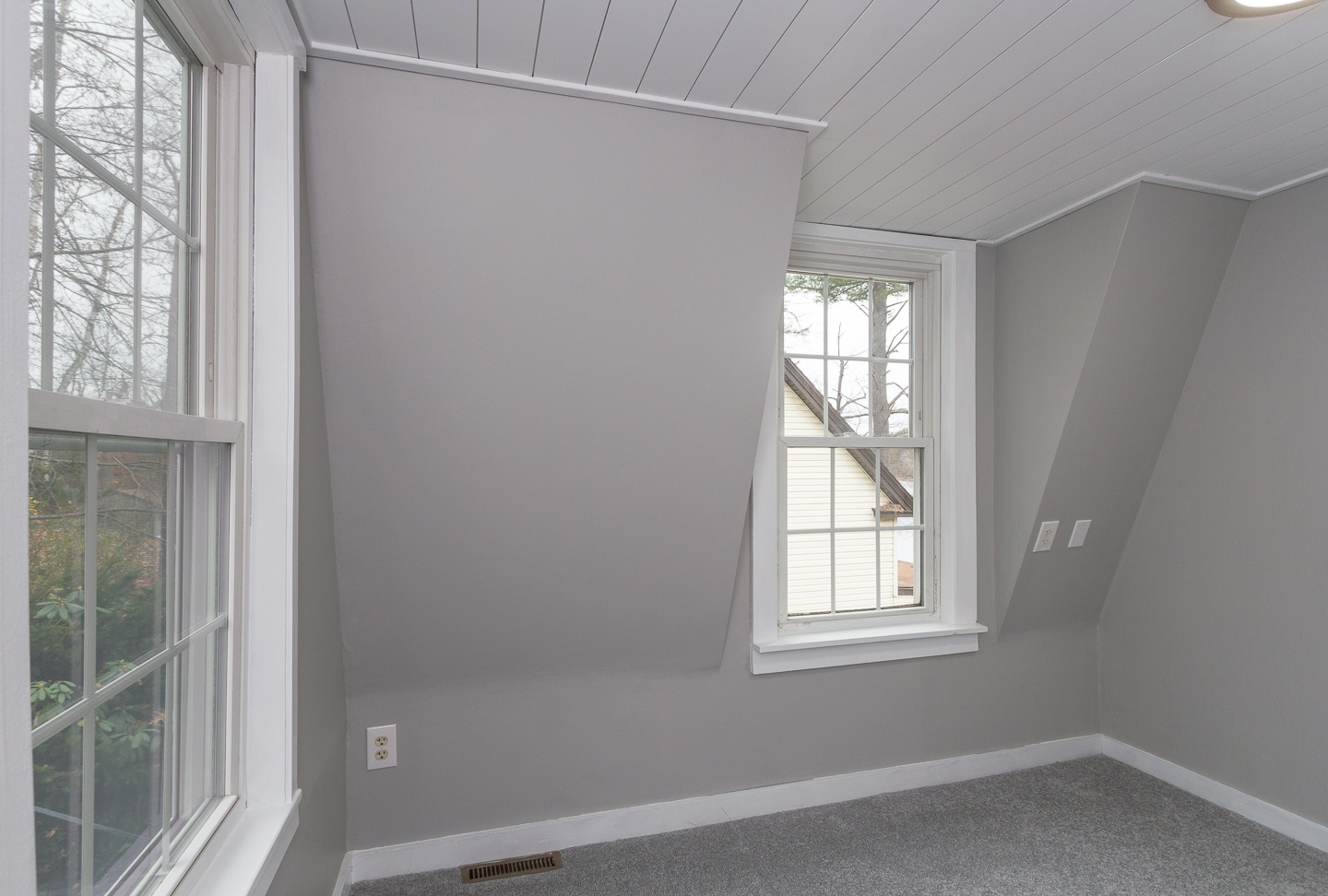 Salem, New Hampshire 03079, United States, 3 Bedrooms Bedrooms, ,2 BathroomsBathrooms,Residential,Active,235806