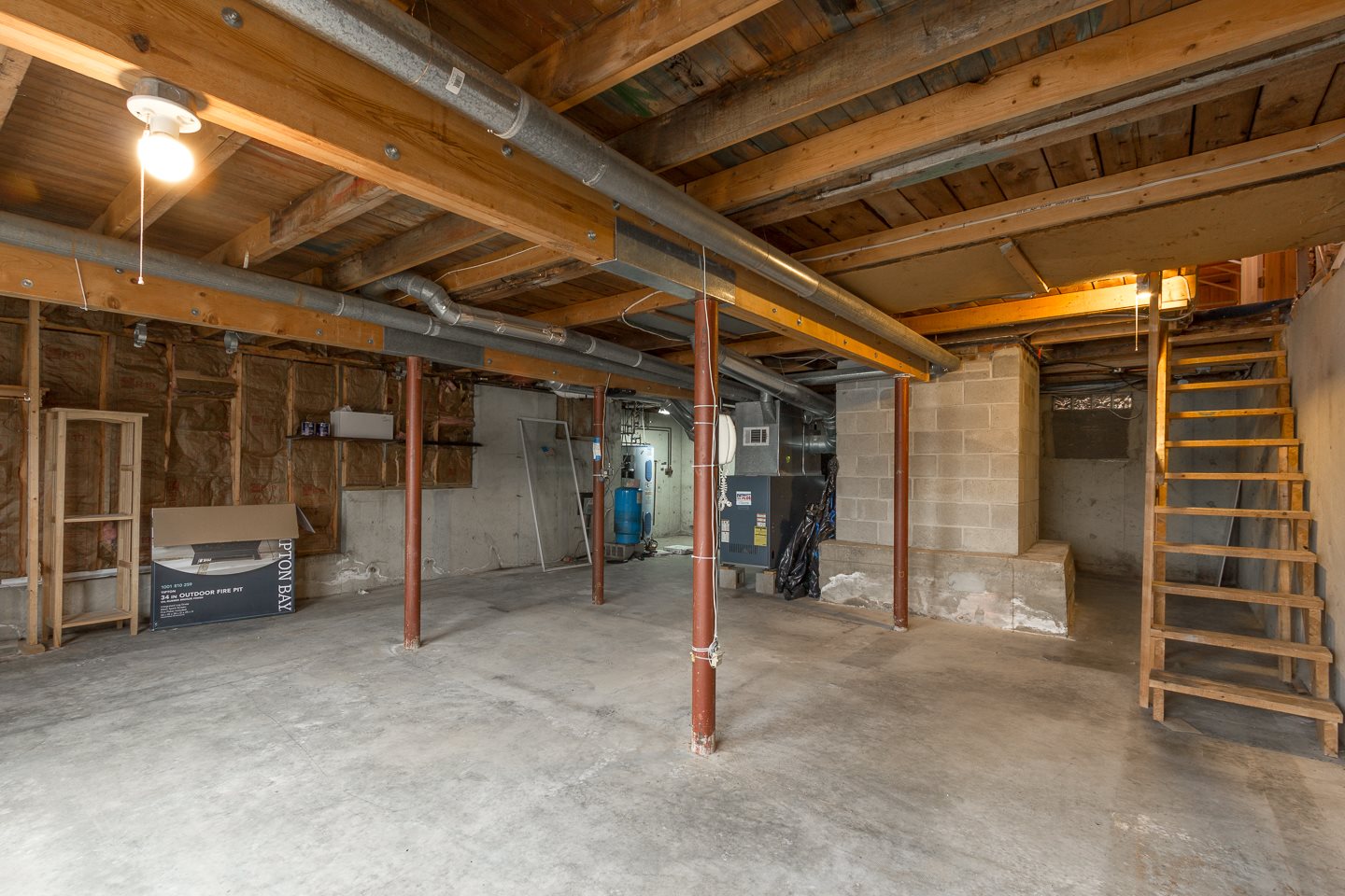 Salem, New Hampshire 03079, United States, 3 Bedrooms Bedrooms, ,2 BathroomsBathrooms,Residential,Active,235806