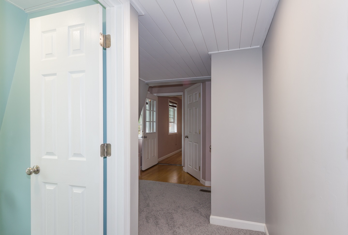 Salem, New Hampshire 03079, United States, 3 Bedrooms Bedrooms, ,2 BathroomsBathrooms,Residential,Active,235806