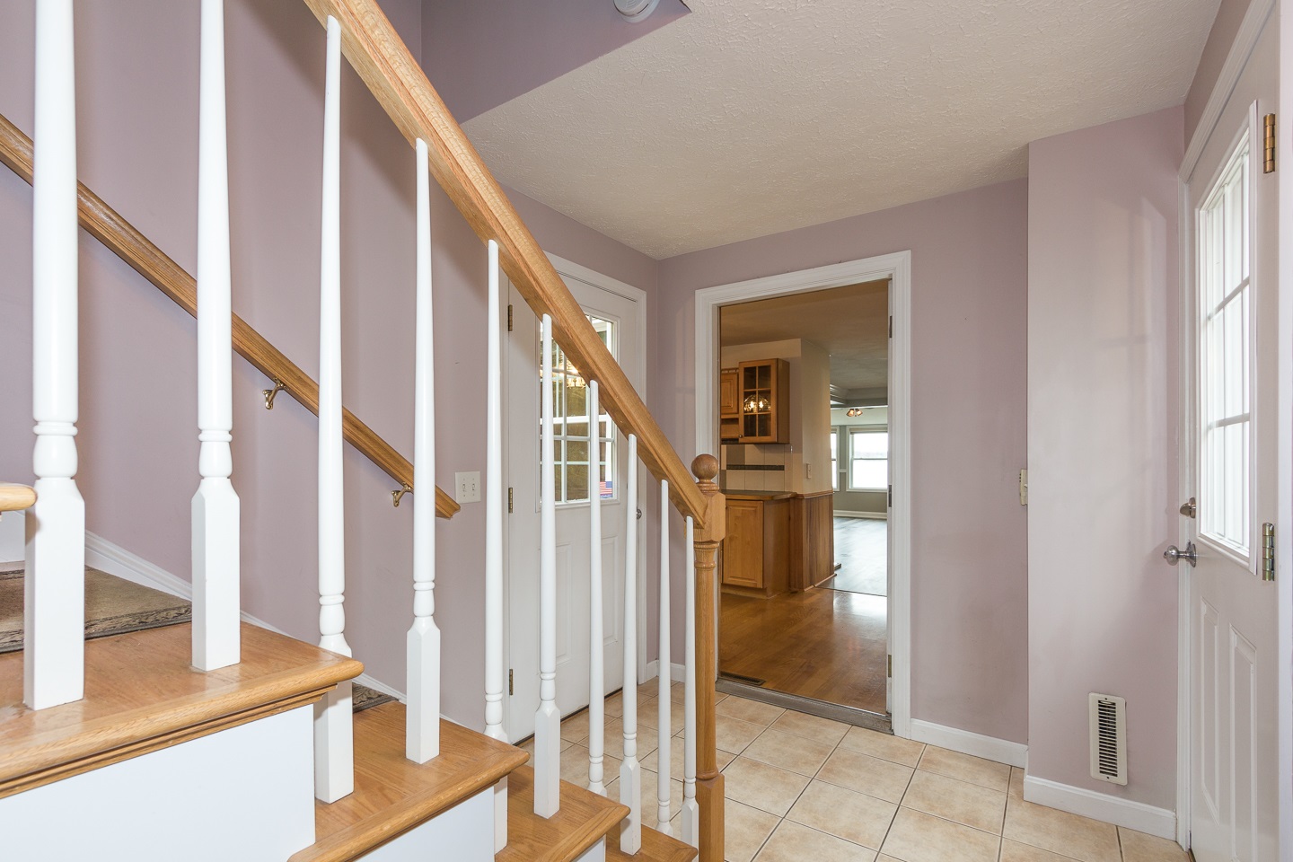 Salem, New Hampshire 03079, United States, 3 Bedrooms Bedrooms, ,2 BathroomsBathrooms,Residential,Active,235806