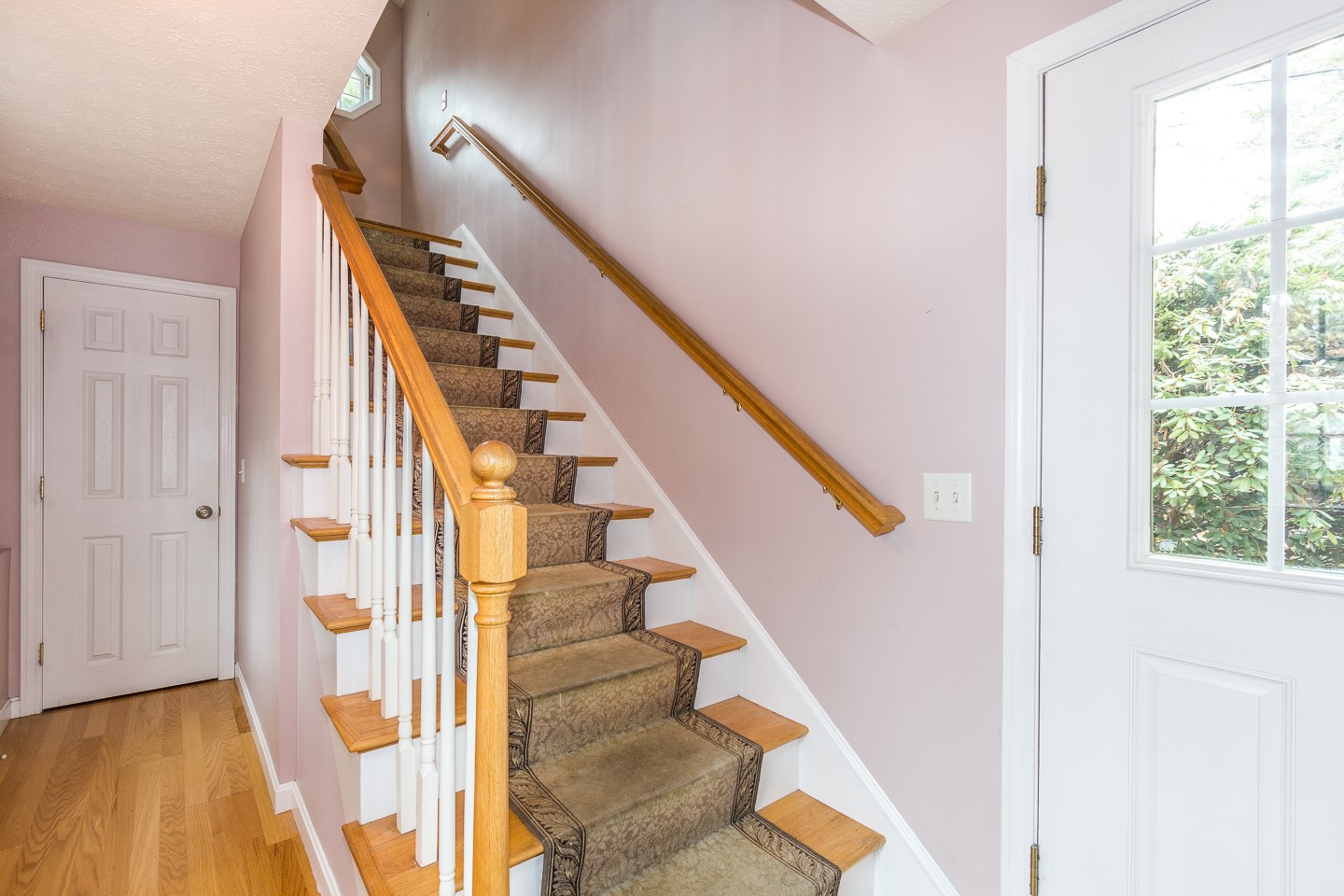 Salem, New Hampshire 03079, United States, 3 Bedrooms Bedrooms, ,2 BathroomsBathrooms,Residential,Active,235806