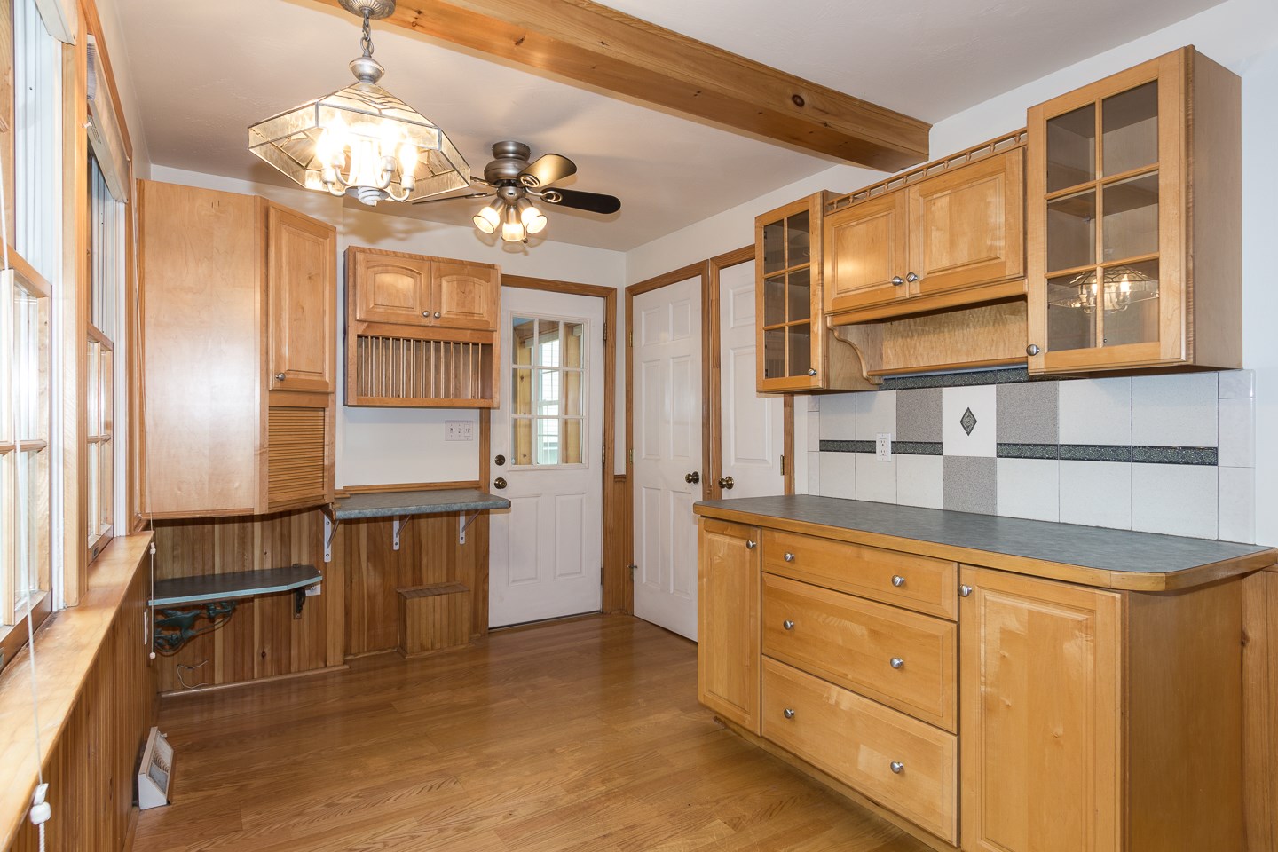 Salem, New Hampshire 03079, United States, 3 Bedrooms Bedrooms, ,2 BathroomsBathrooms,Residential,Active,235806