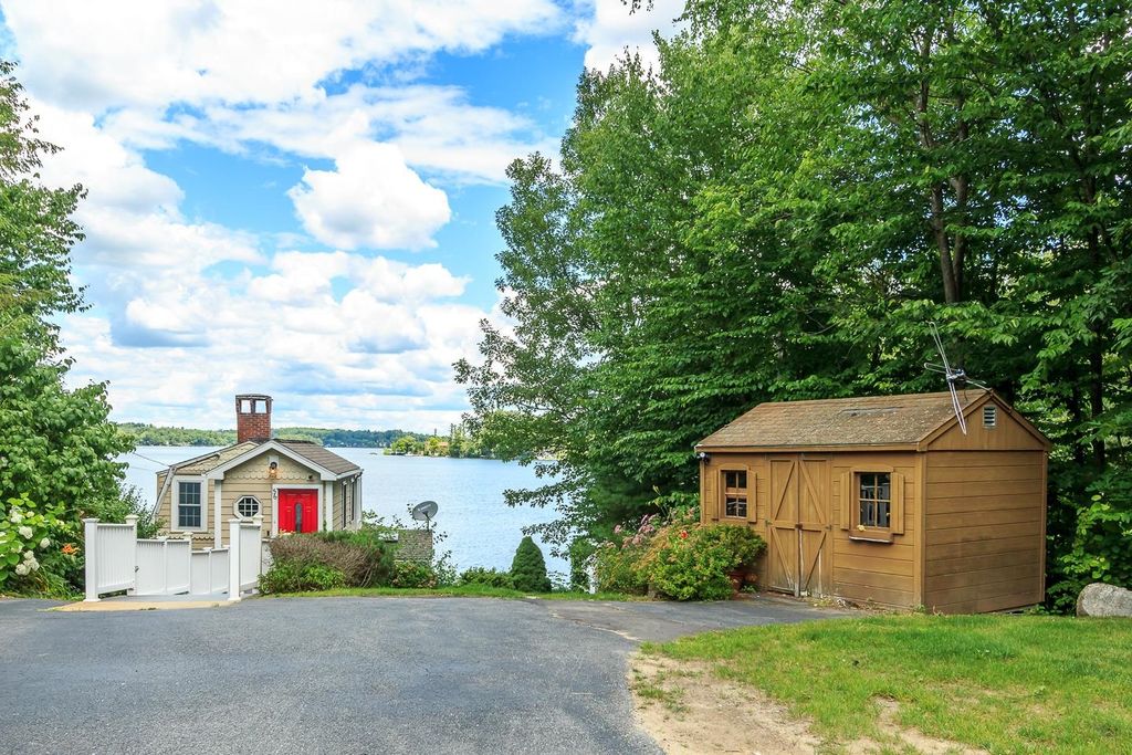 Photo of 56 South Shore Road, Salem, NH 03079 (MLS # 5067642)