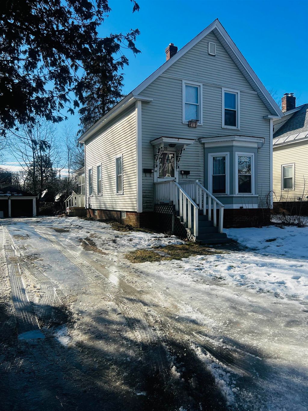 Photo of 35 Elliot Street, Keene, NH 03431 (MLS # 5074498)