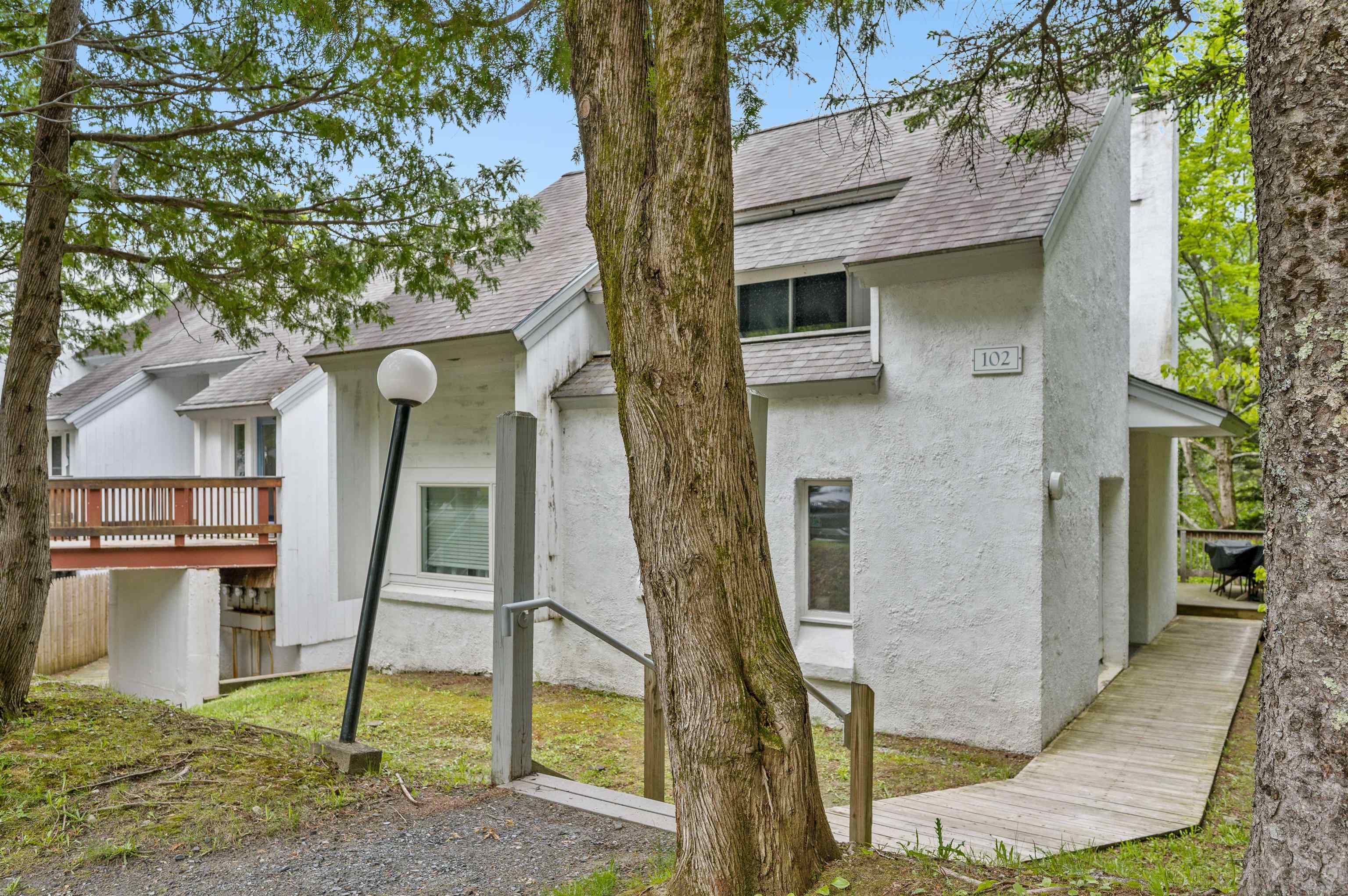 102 Upper Phase Road 102