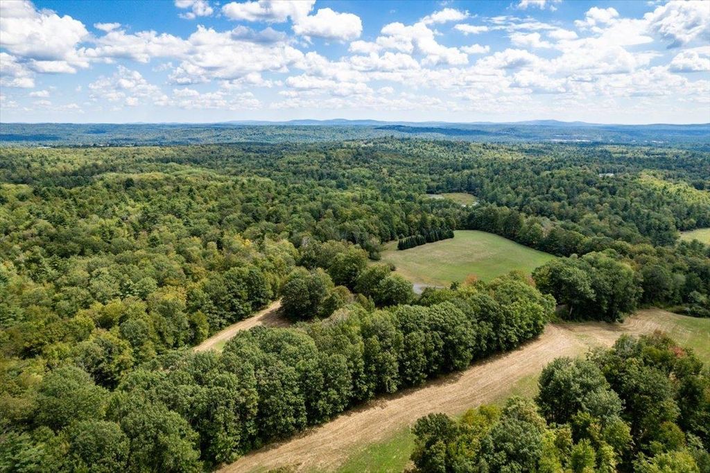 Photo of 22 Abberton Road, Canterbury, NH 03224 (MLS # 5060692)