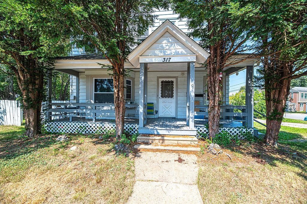 Photo of 317 High Street, Somersworth, NH 03878 (MLS # 5056348)