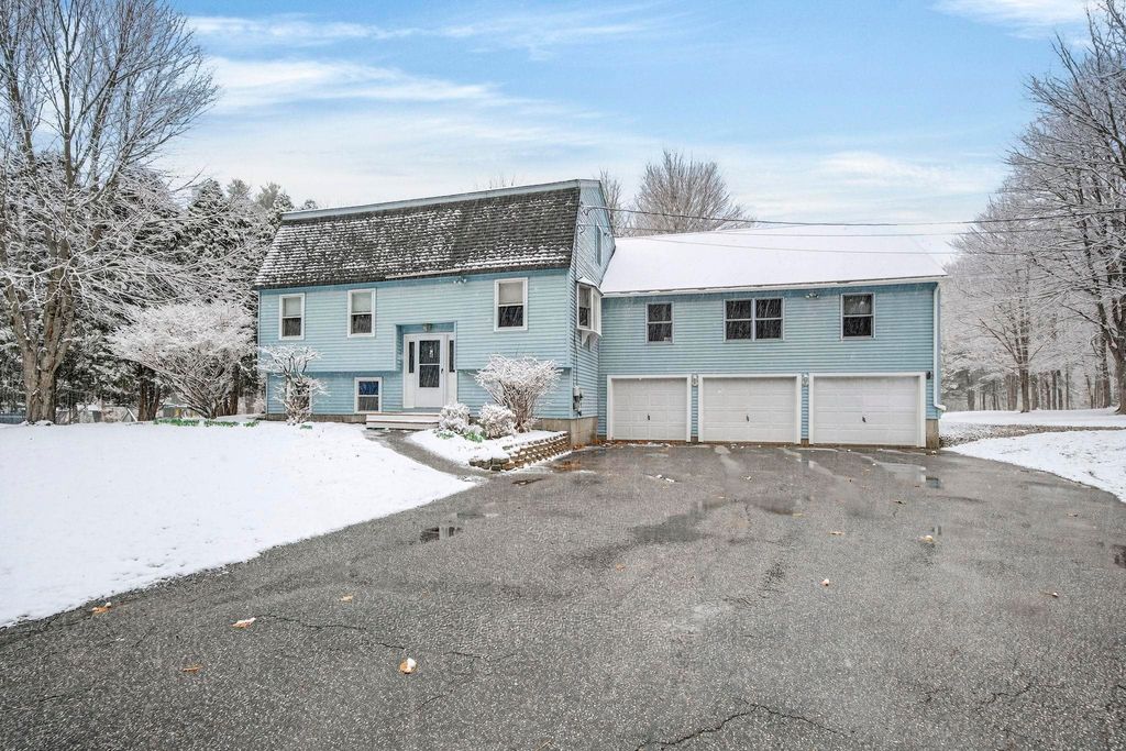 Photo of 218 Old Turnpike Road, Northwood, NH 03261 (MLS # 5082670)