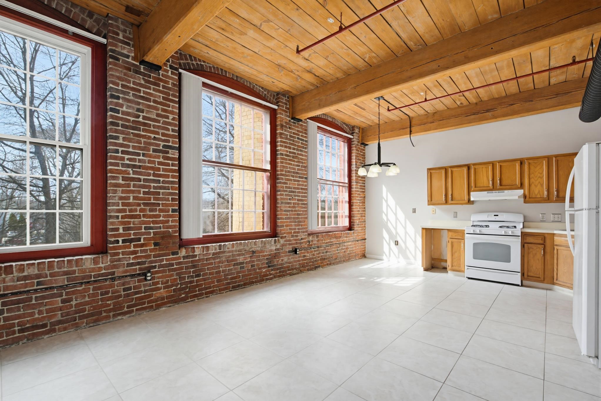 470 Silver Street 205