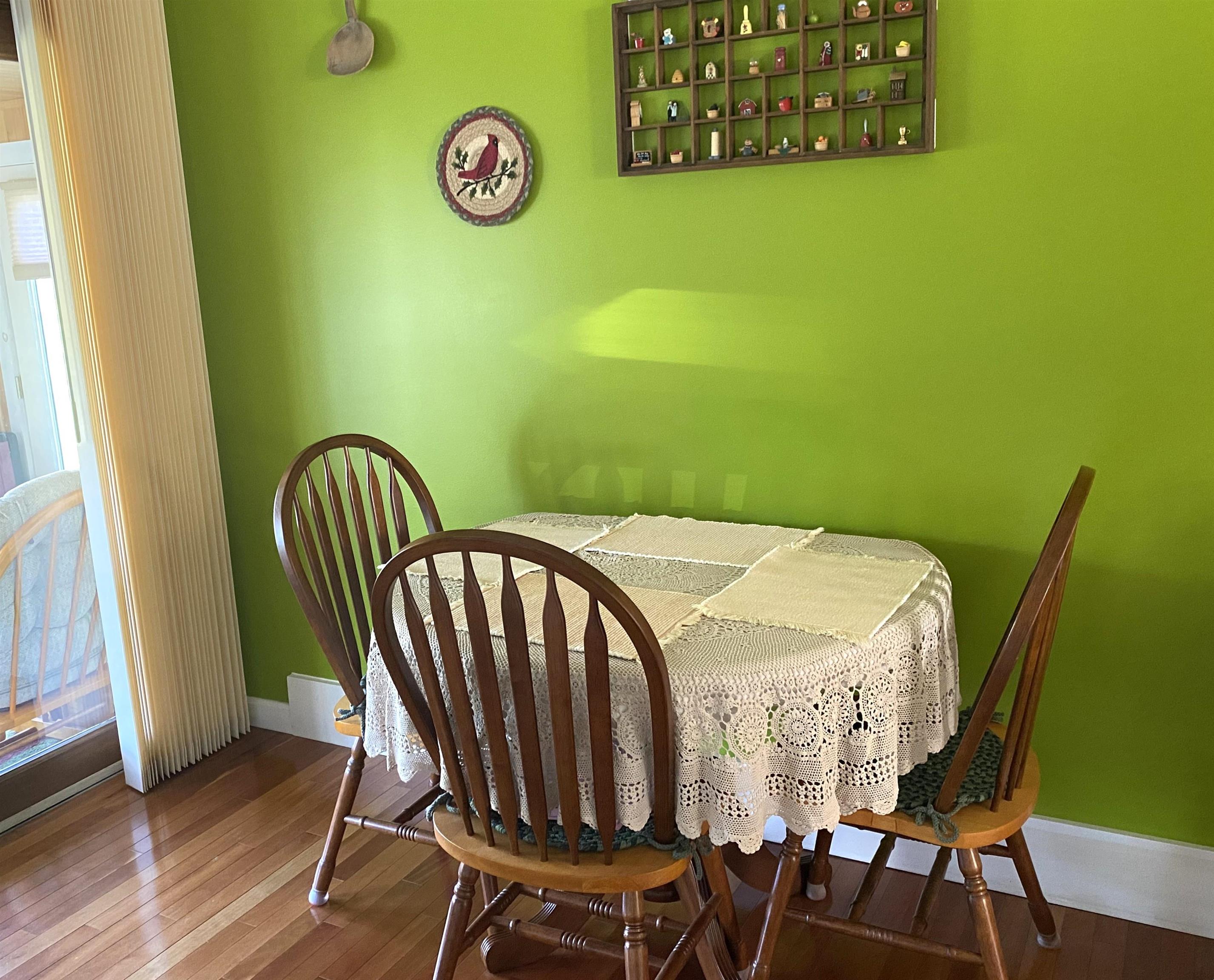 Middlebury, Vermont 05753, United States, 2 Bedrooms Bedrooms, ,1 BathroomBathrooms,Residential,Active,223700