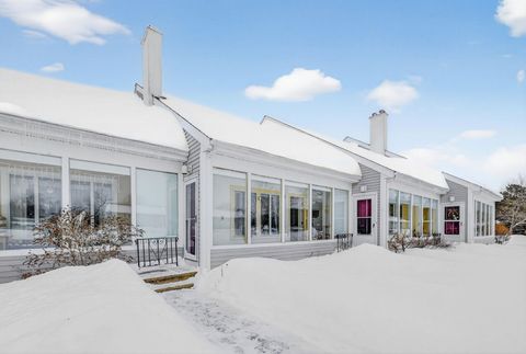 Photo of 1 Greenfield Drive, Dover, NH 03820 (MLS # 5075201)