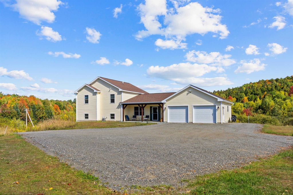 Photo of 10 Harvest Court, Littleton, NH 03561 (MLS # 5085536)