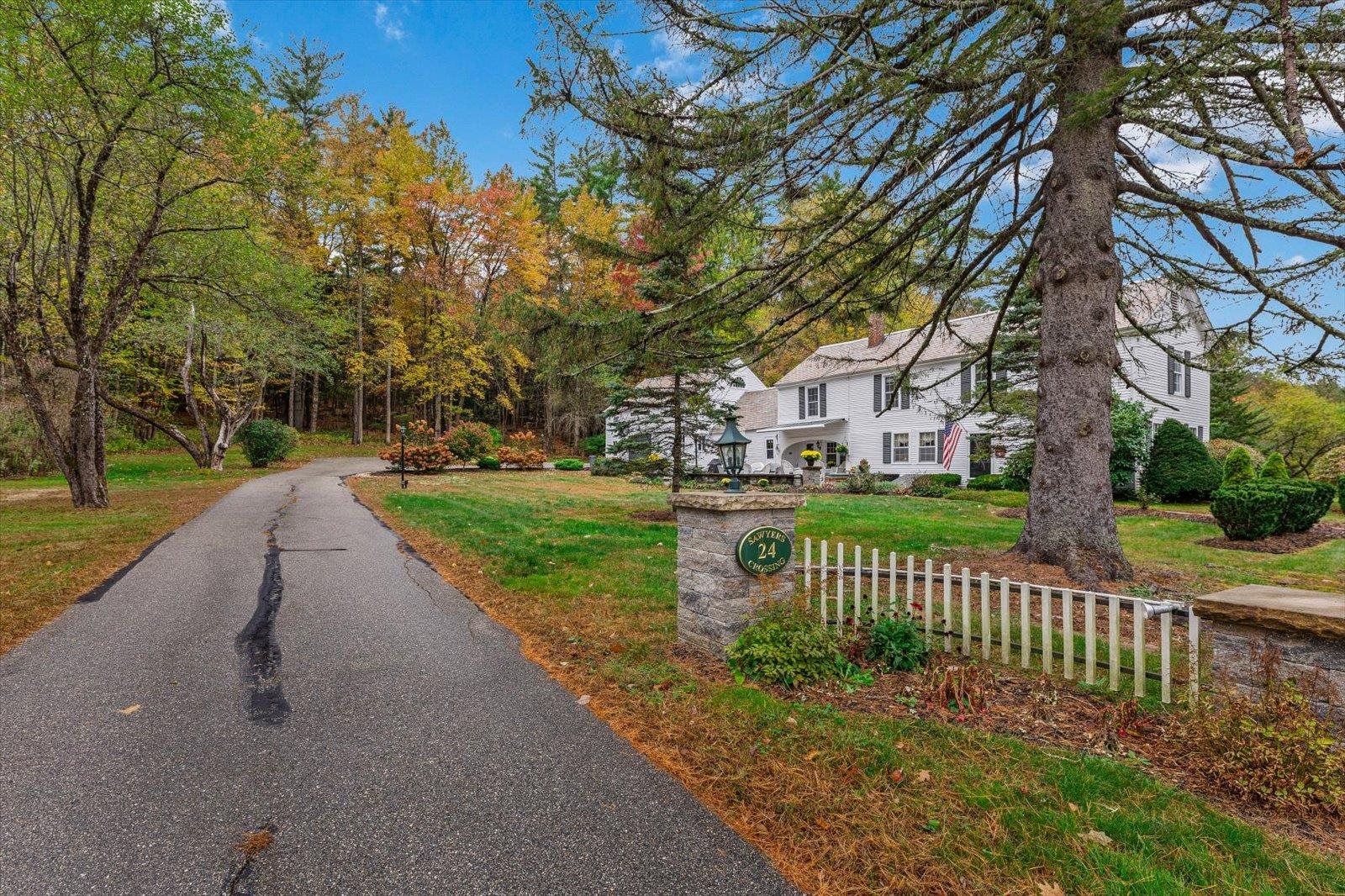 24 Sawyers Crossing Road