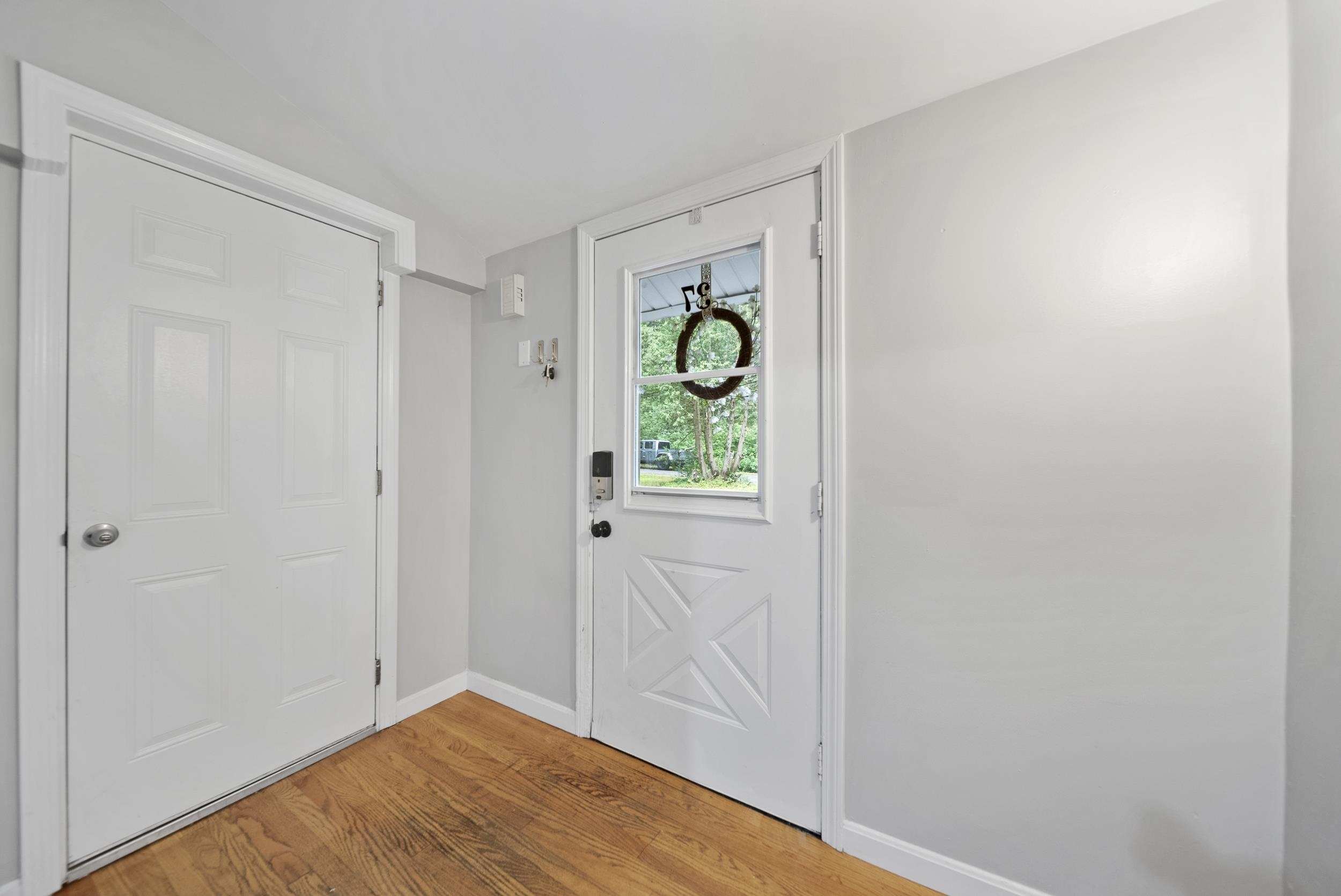 37 Leonard Avenue