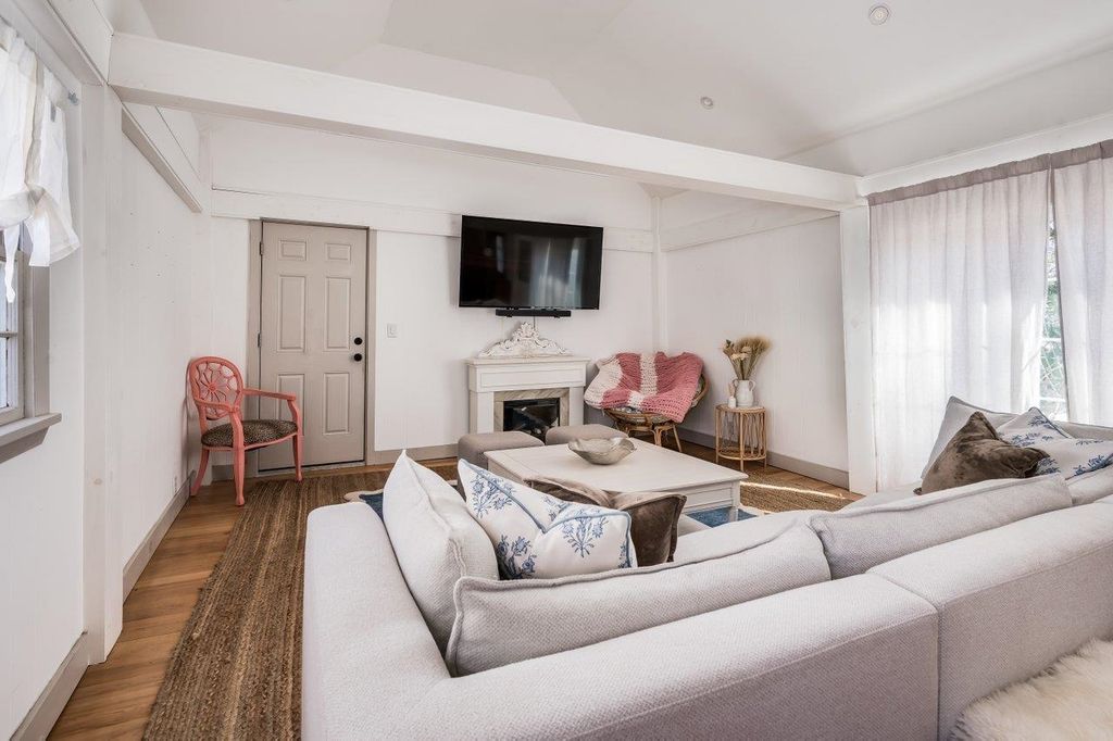 Photo of 861 Portland Street, Rochester, NH 03868 (MLS # 5082899)