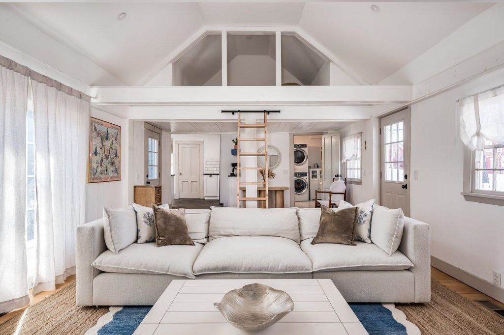 Photo of 861 Portland Street, Rochester, NH 03868 (MLS # 5082899)