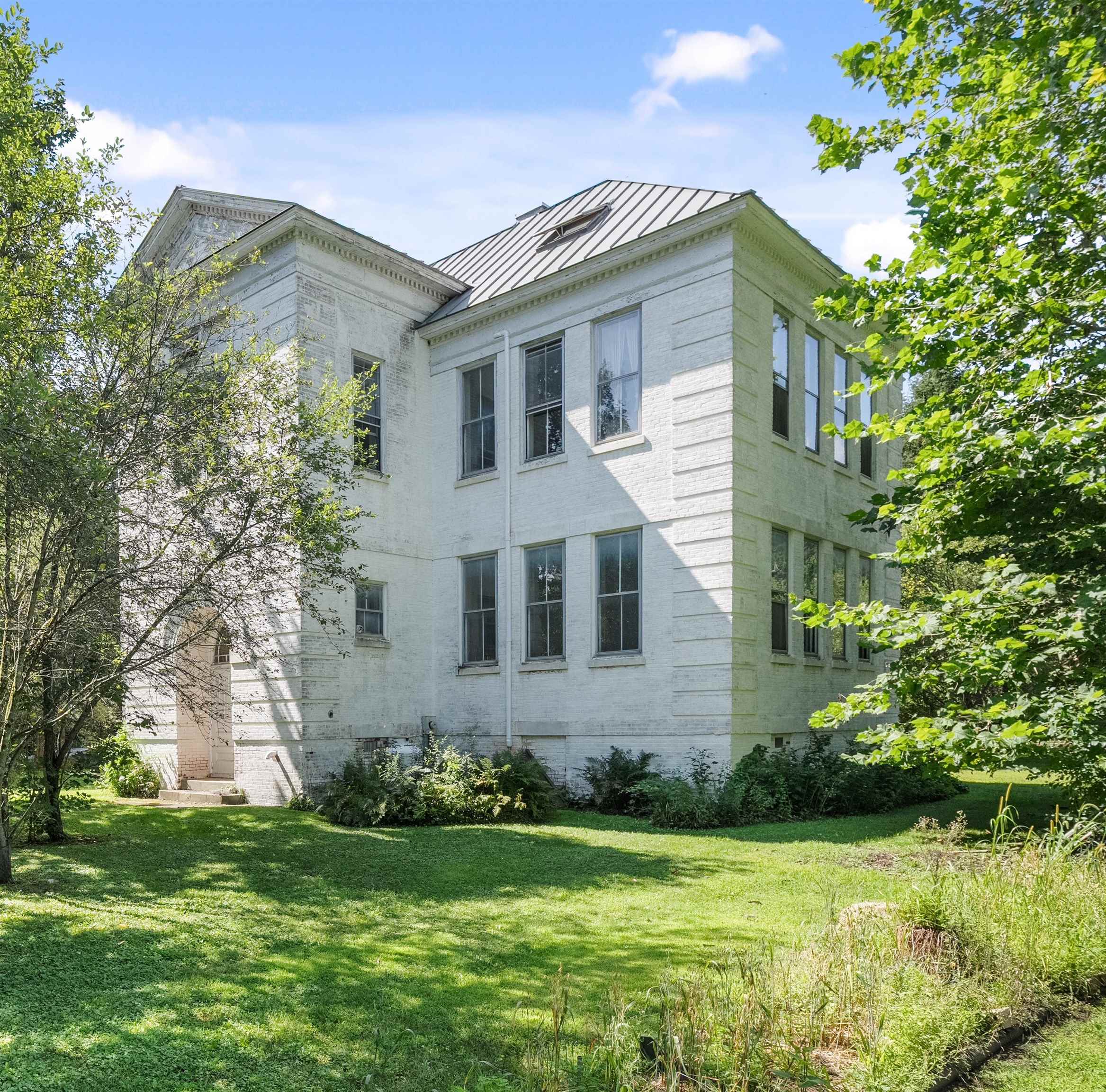 4 Signal Pine Road