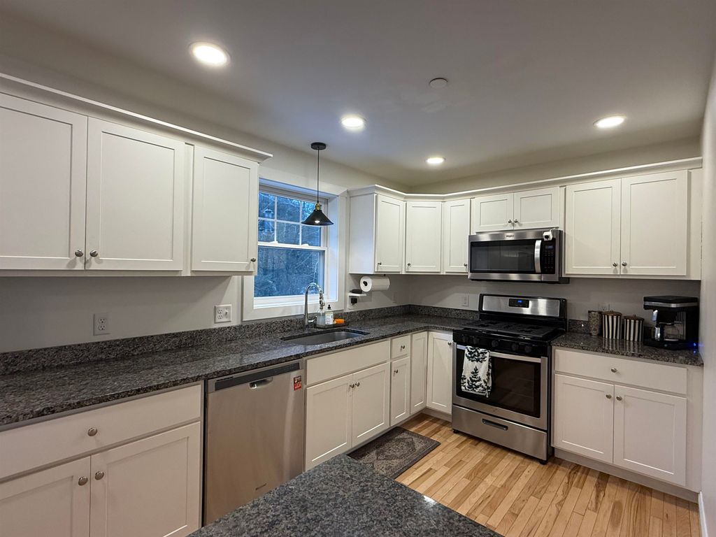 Photo of 28 Waterford Drive, Raymond, NH 03077 (MLS # 5072406)