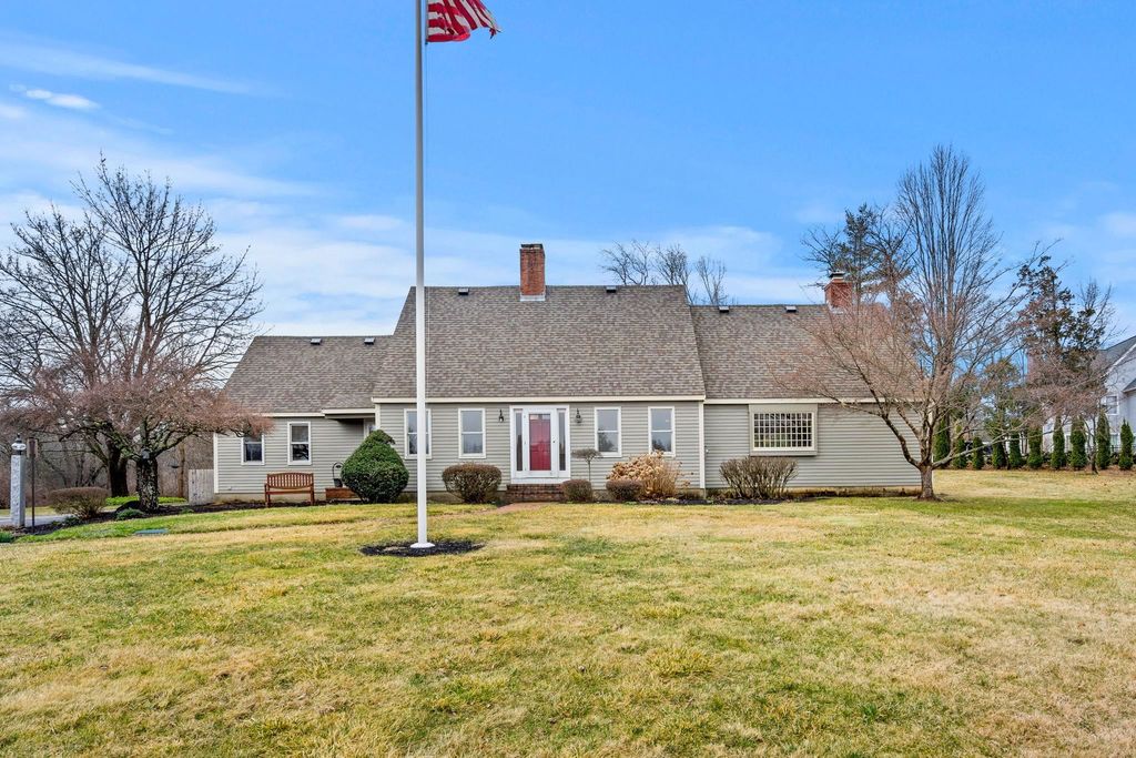 Photo of 15 Prescott Lane, Hampton Falls, NH 03844 (MLS # 5034399)