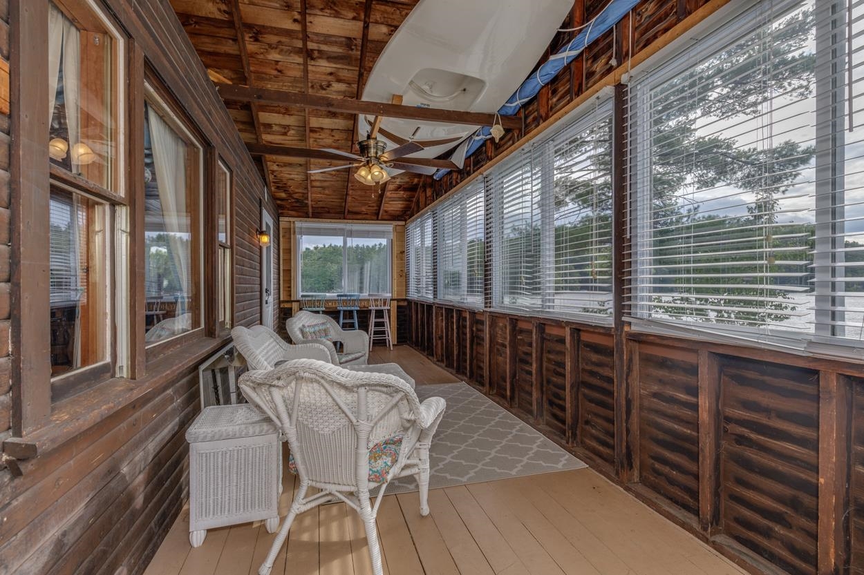 152 Emerald Point