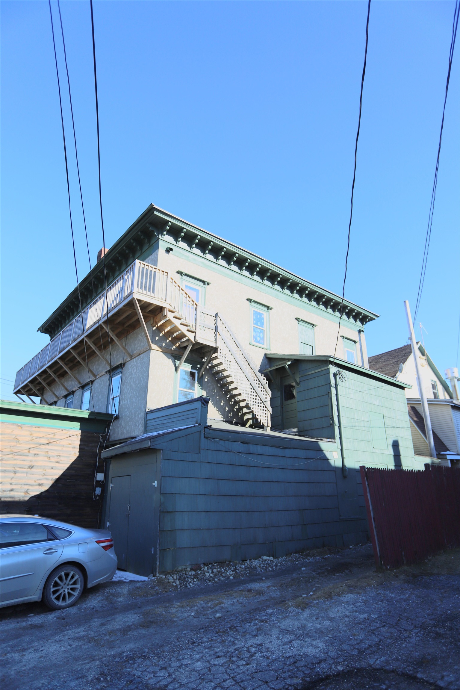 2 Cross Street