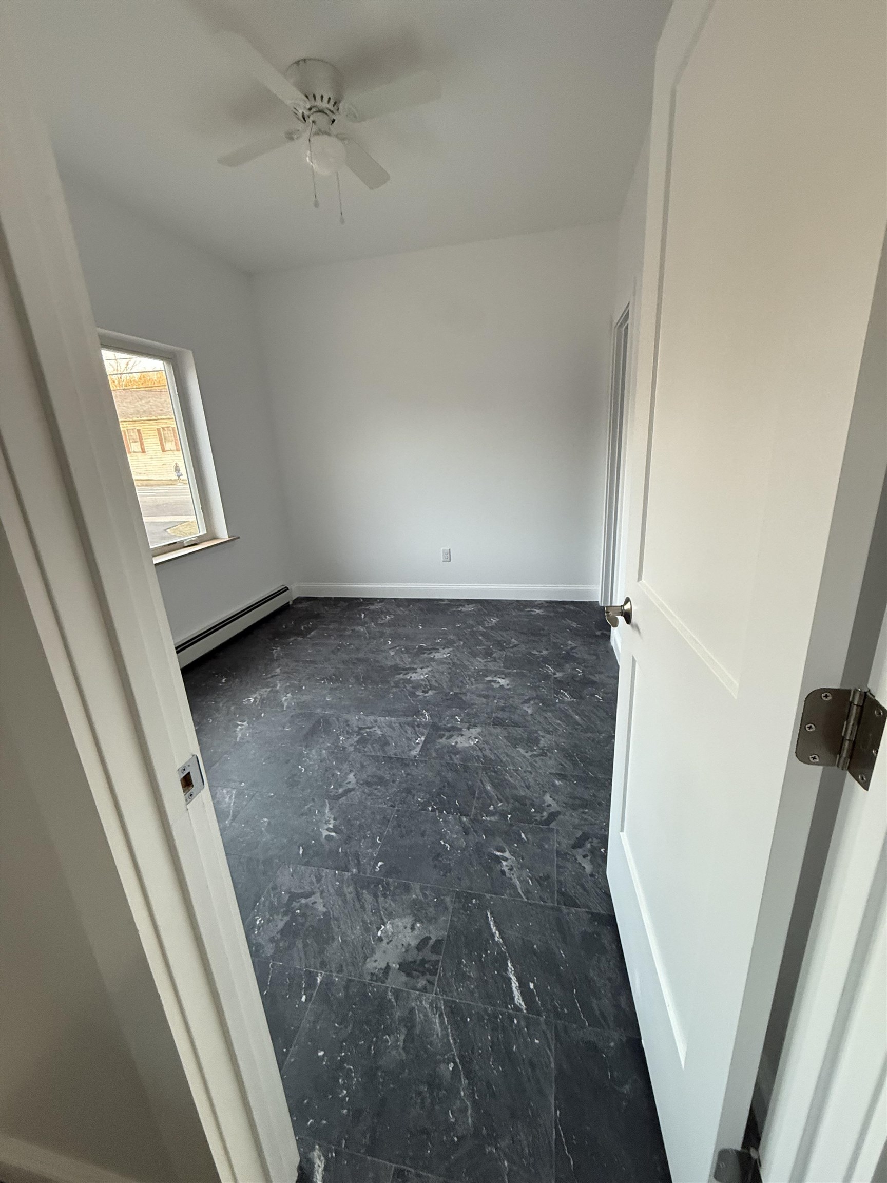 Vergennes, Vermont 05491, United States, 3 Bedrooms Bedrooms, ,2 BathroomsBathrooms,Residential,Active,93661