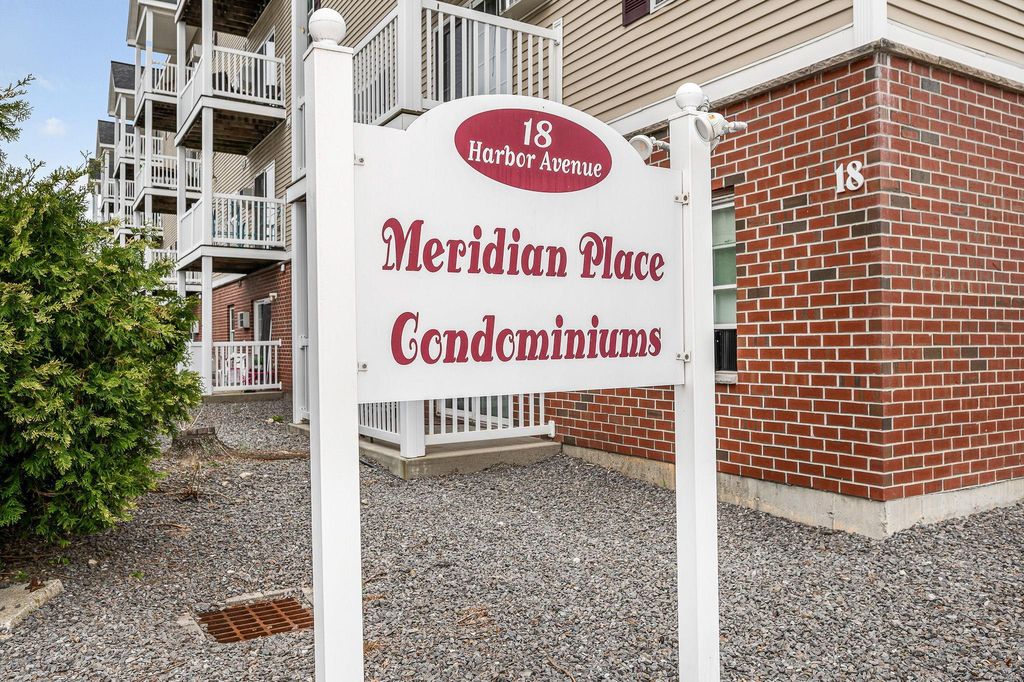 Photo of 18 Harbor Avenue #410, Nashua, NH 03060 (MLS # 5085015)