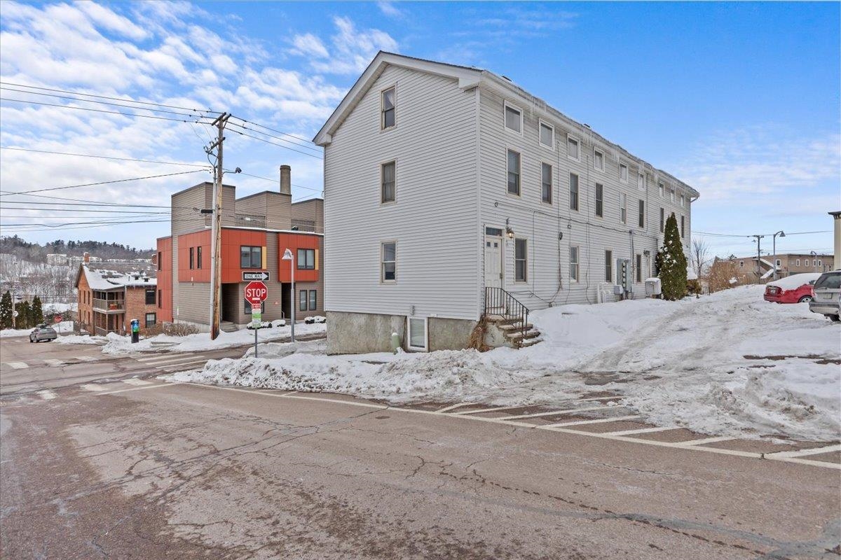 41-47 West Center Street