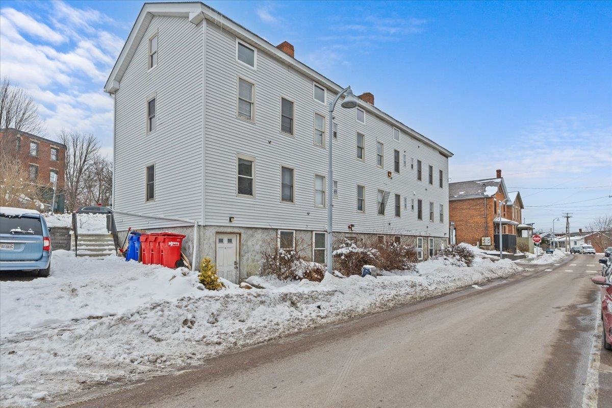 41-47 West Center Street