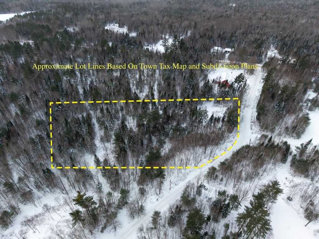 Photo of 40 Bear Paw Trail, Littleton, NH 03561 (MLS # 5072369)