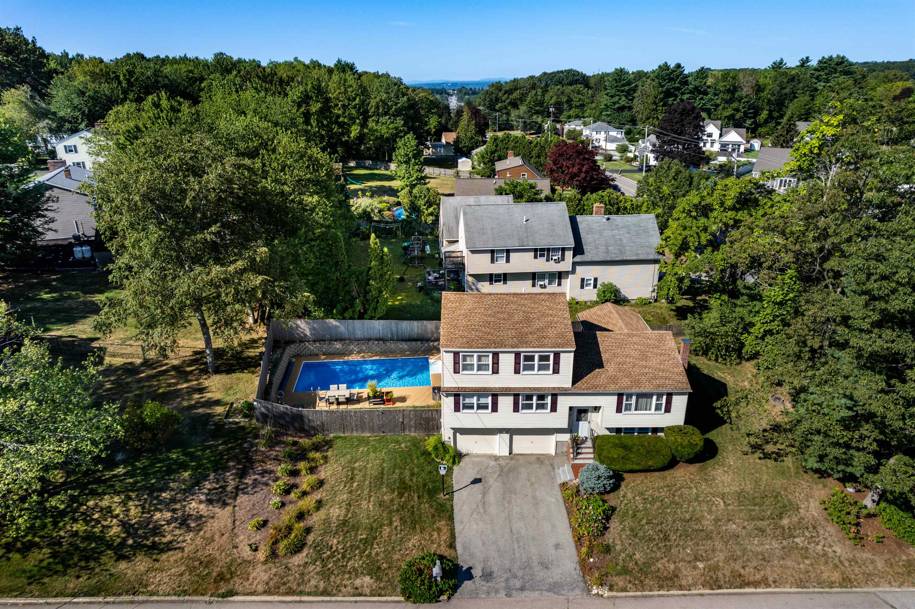 15 Lindstrom Lane