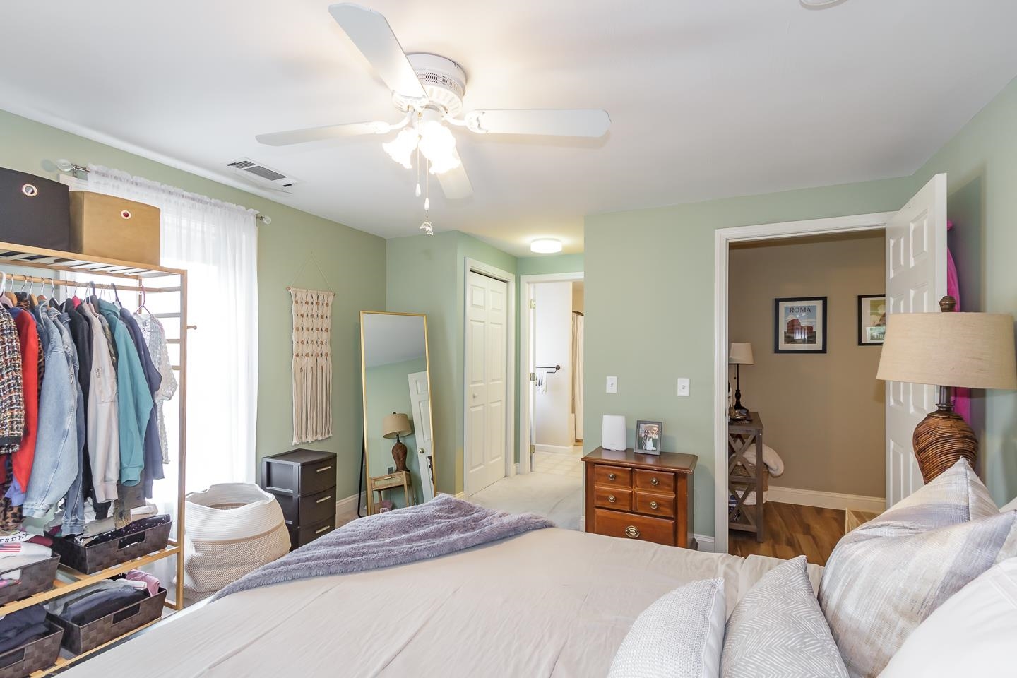 Londonderry, New Hampshire 03053, United States, 2 Bedrooms Bedrooms, ,2 BathroomsBathrooms,Residential,Pending,153250