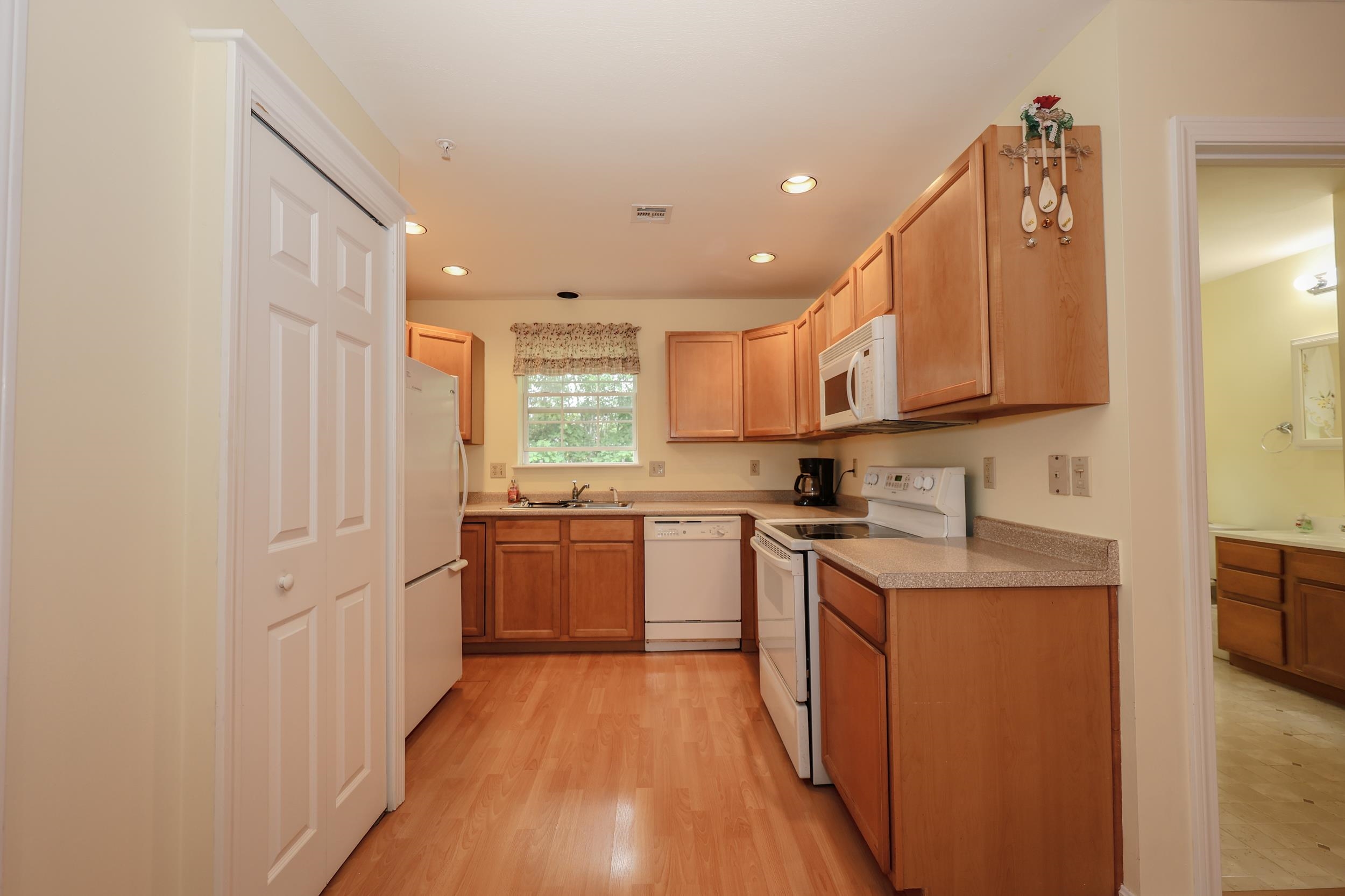 7 Tampa Drive D
