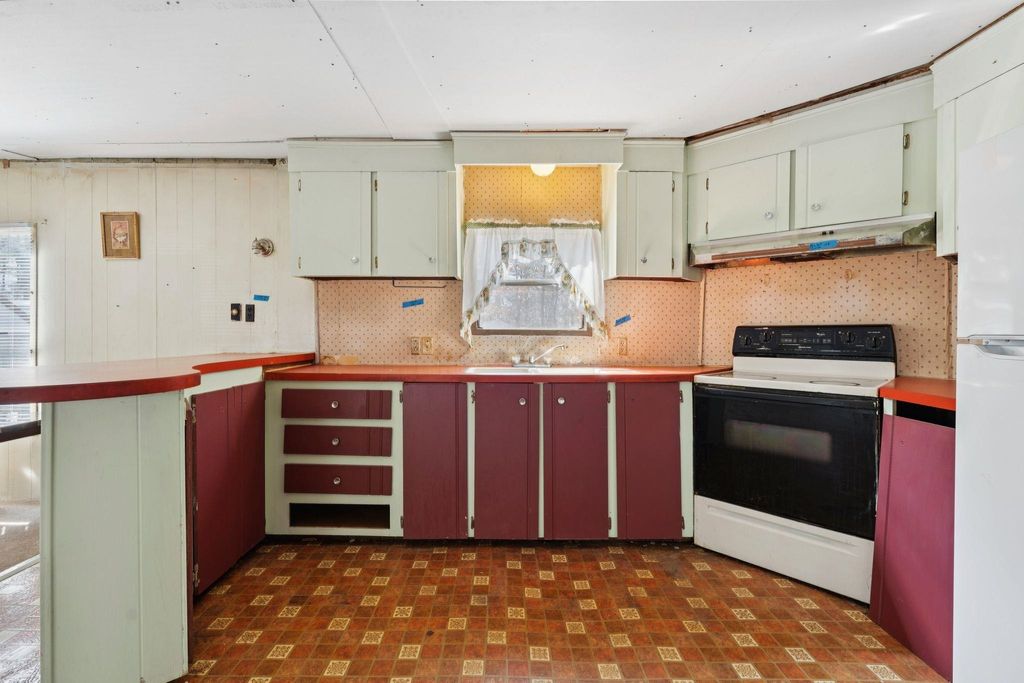 Photo of 67 Periwinkle Drive, Rochester, NH 03868 (MLS # 5085246)