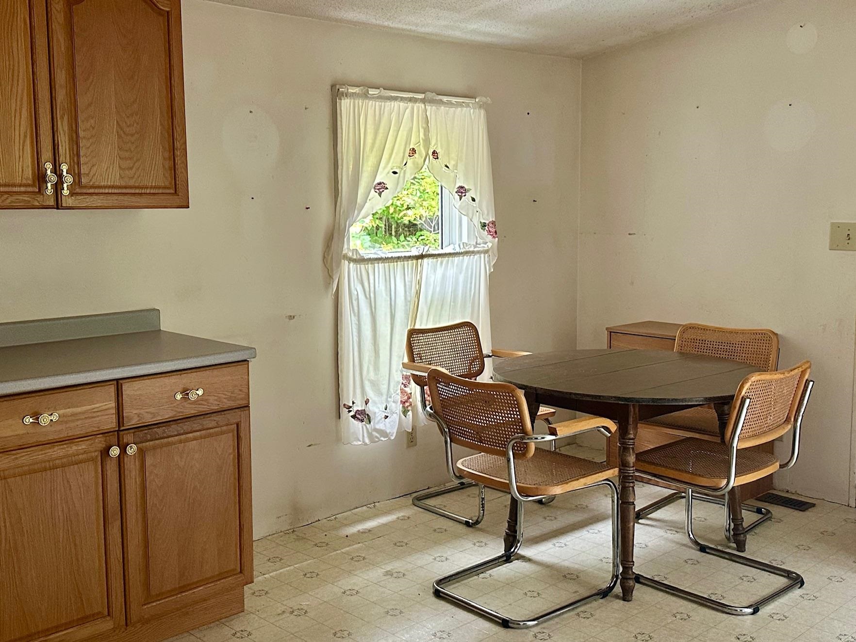 15 Anderson Hill Road