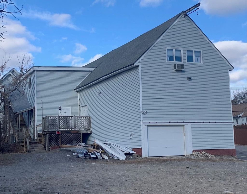 Photo of 1 Nashua Road #104, Londonderry, NH 03038 (MLS # 5072713)