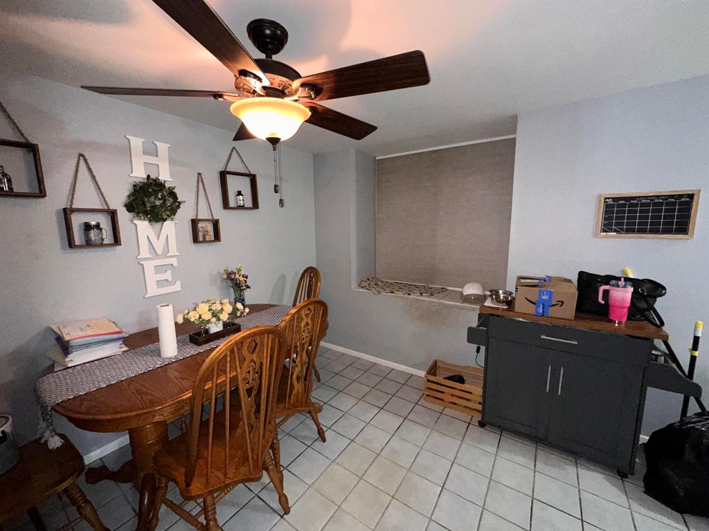 Photo of 18 Templeton Court, Merrimack, NH 03054 (MLS # 5077839)