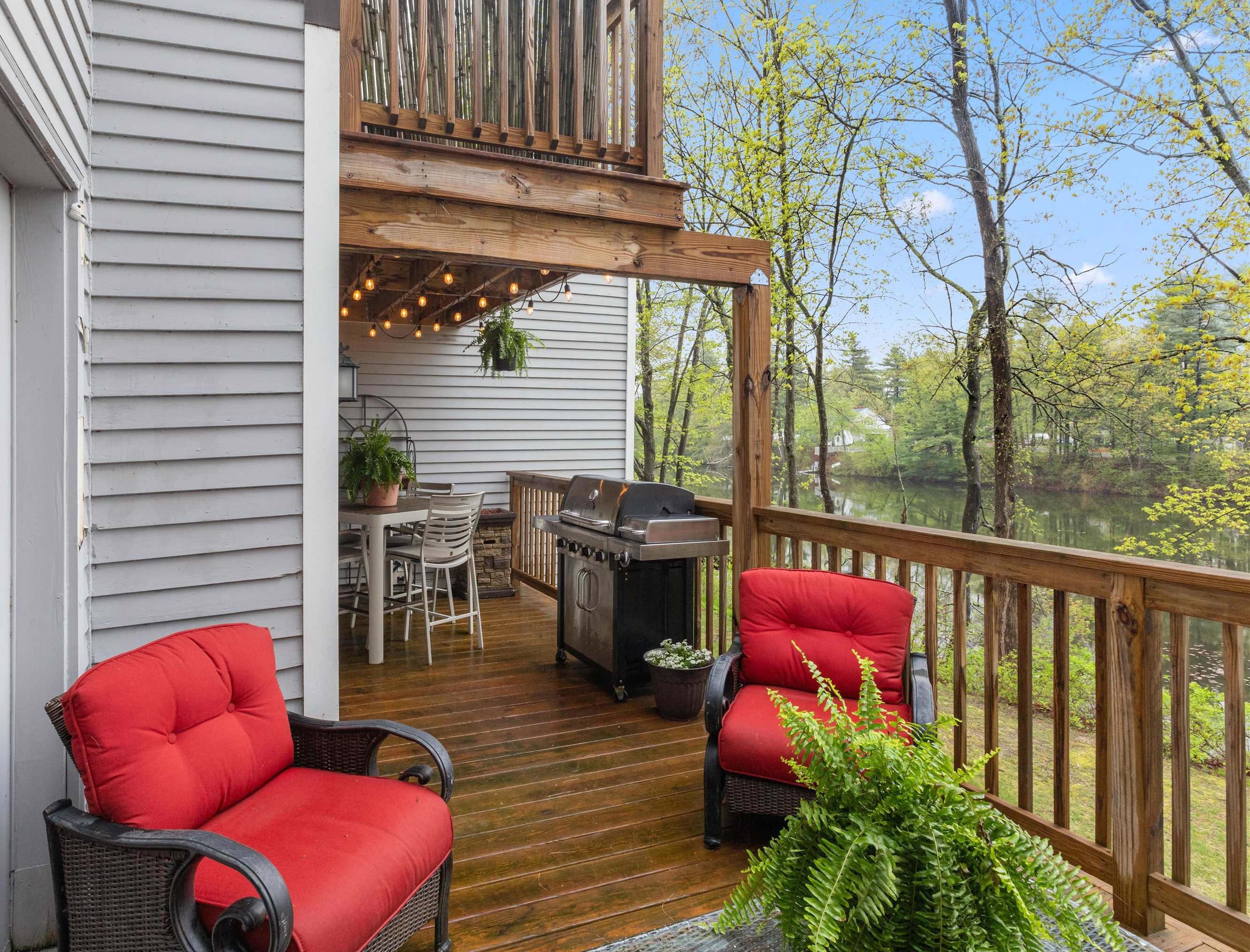 21 Pondview Drive