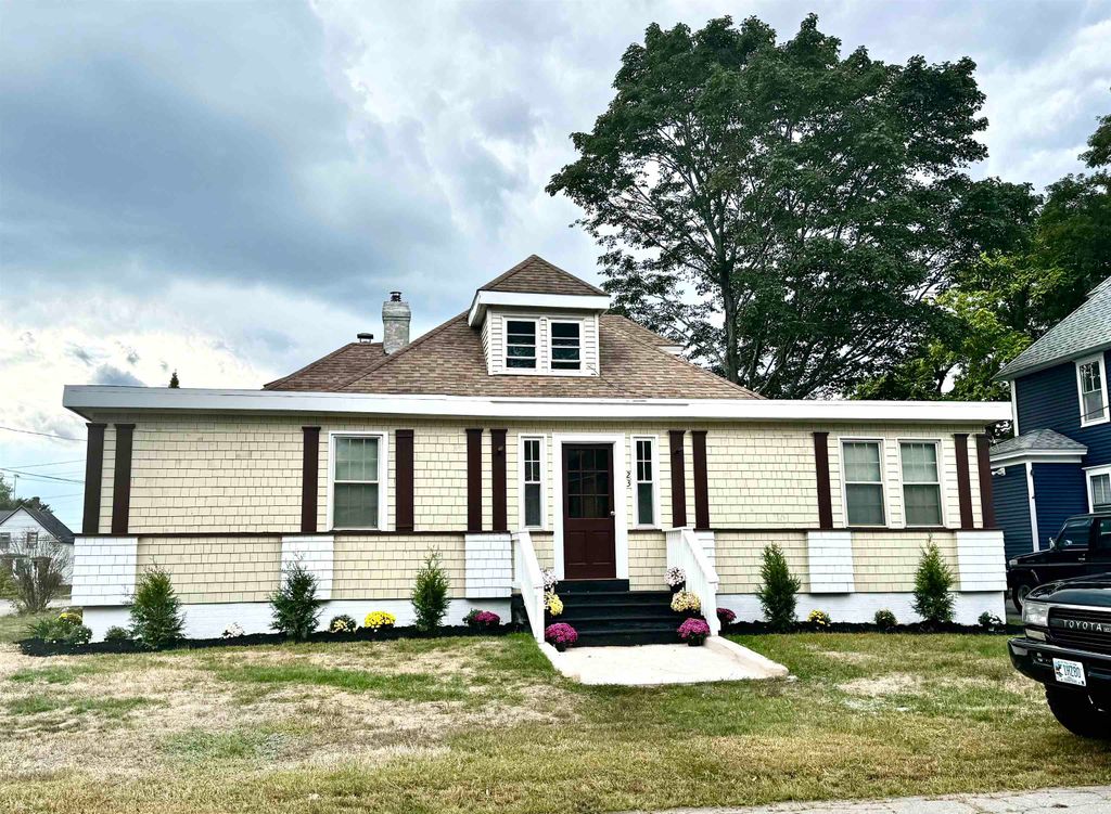 Photo of 23 oak Street, Derry, NH 03038 (MLS # 5057340)