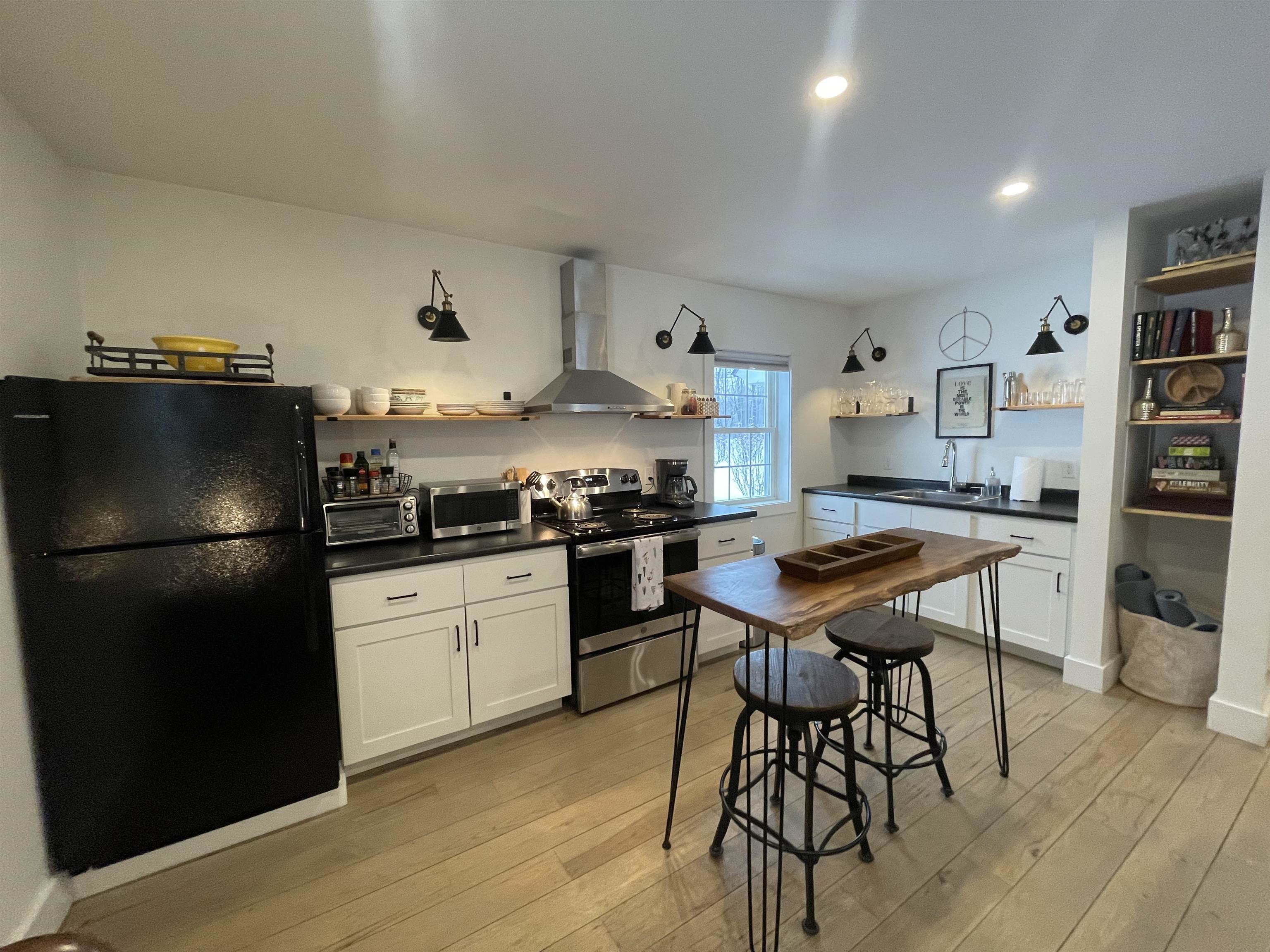 1457 Mountain Road 5